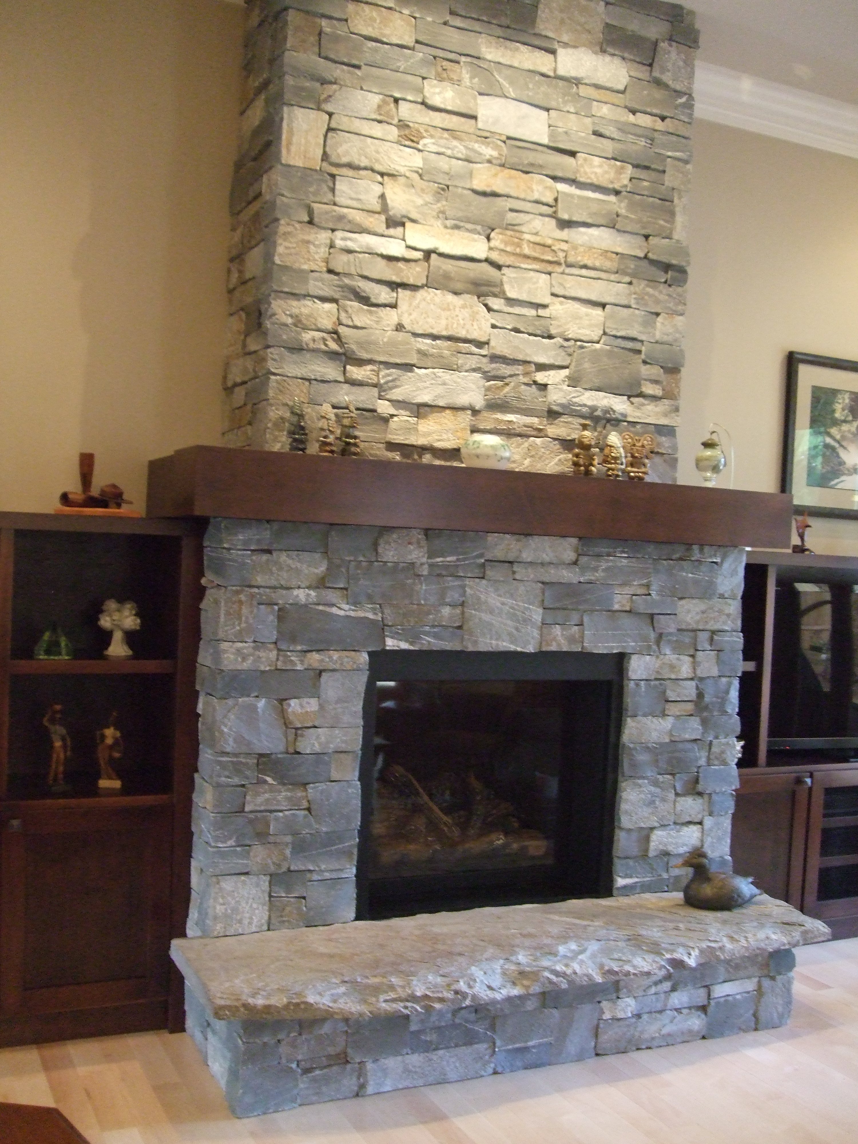 Living Room Fireplace With Natural Stone 