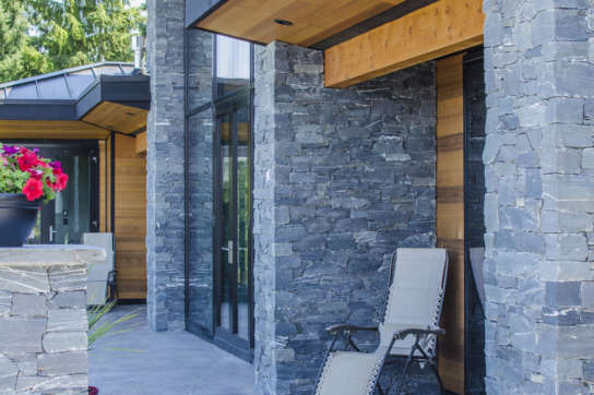 Black Pearl Ledgestone Veneer | K2 Stone